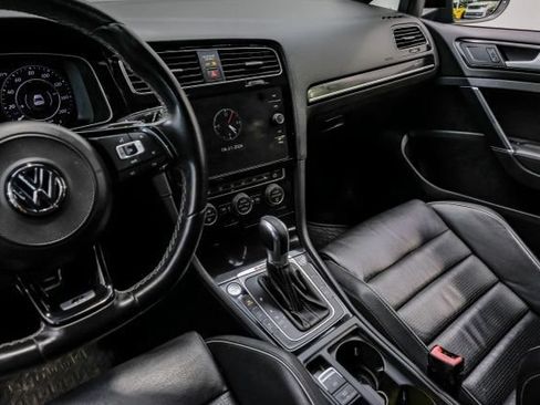 Used 2019 Volkswagen Golf R 4-Door AWD/4WD image 25