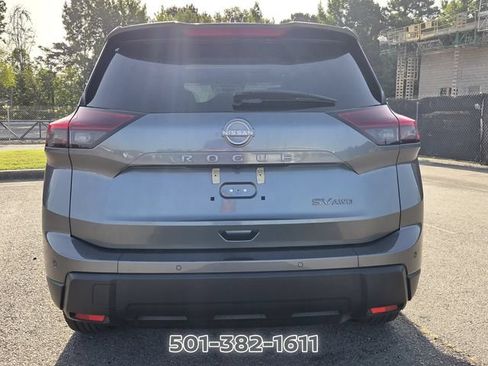 Used 2024 Nissan Rogue SV w/ SV Premium Package AWD/4WD image 4