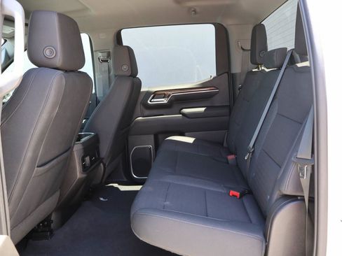 Used 2023 Chevrolet Silverado 1500 RST AWD/4WD image 10