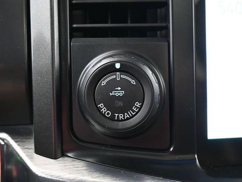Used 2021 Ford F150 Lariat w/ Equipment Group 502A High AWD/4WD image 7