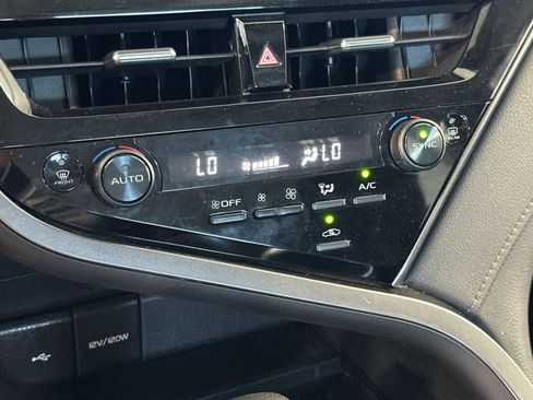 Used 2023 Toyota Camry LE w/ Protection Package (Q2) (TMS) FWD image 21
