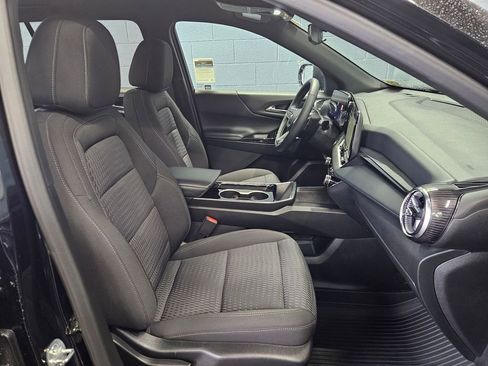 Certified 2025 Chevrolet Equinox LT AWD/4WD image 29