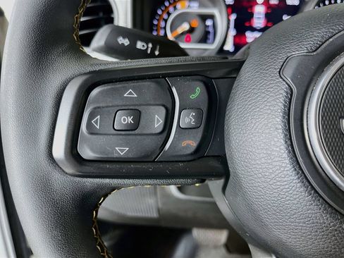 Used 2024 Jeep Wrangler Unlimited Sport AWD/4WD image 14