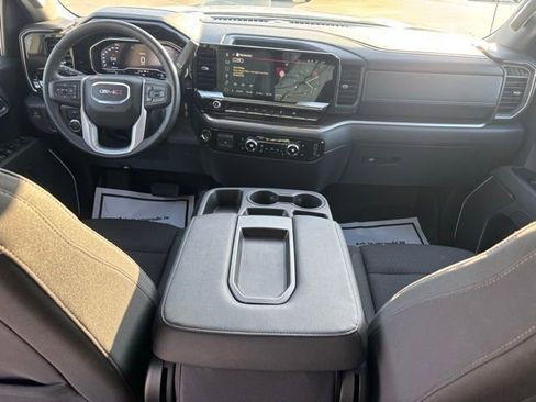 Certified 2025 GMC Sierra 1500 Elevation image 22