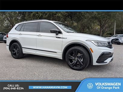 Certified 2024 Volkswagen Tiguan SE R-Line