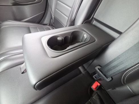 Used 2016 Ford Escape Titanium FWD image 18