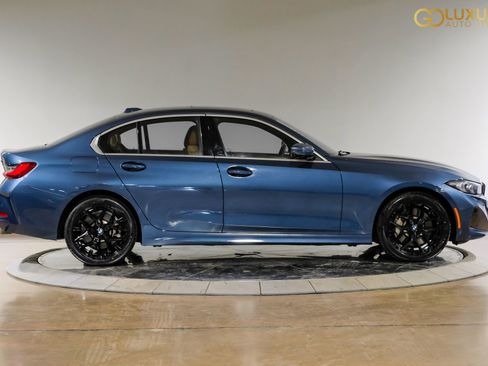 Used 2025 BMW 330i Sedan w/ Convenience Package RWD image 9