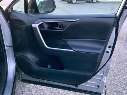 Used 2024 Toyota RAV4 LE image 22