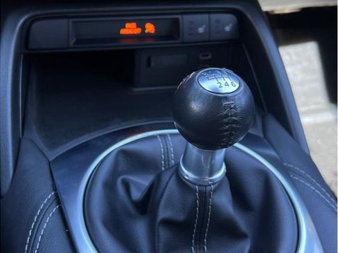 Used 2024 MAZDA MX-5 Miata Club image 17