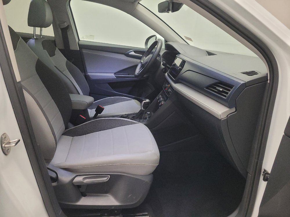Used 2023 Volkswagen Taos SE w/ Panoramic Sunroof Package AWD/4WD image 21
