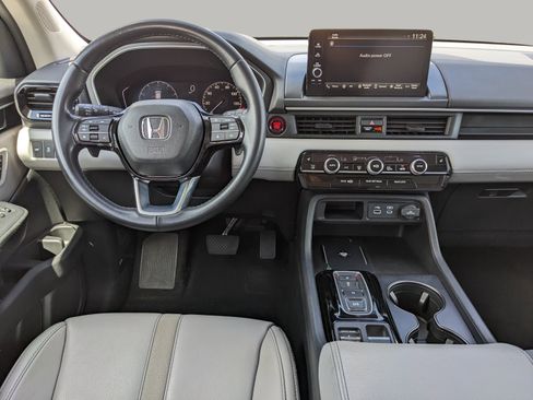 Used 2023 Honda Pilot EX-L image 18