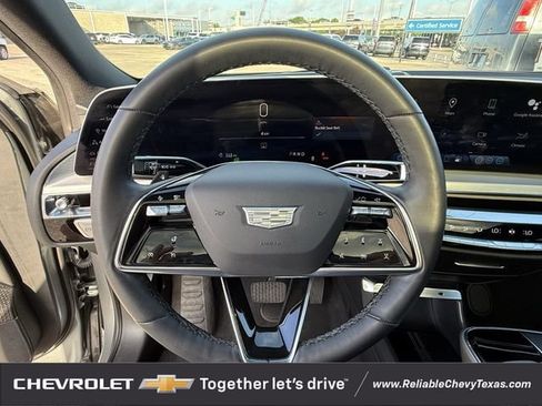 Used 2024 Cadillac Lyriq Luxury RWD image 13