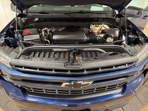 Certified 2022 Chevrolet Silverado 1500 RST w/ LPO, Blackout Package AWD/4WD image 40