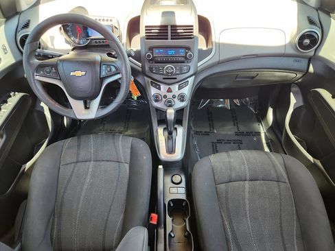 Used 2014 Chevrolet Sonic LT FWD image 17