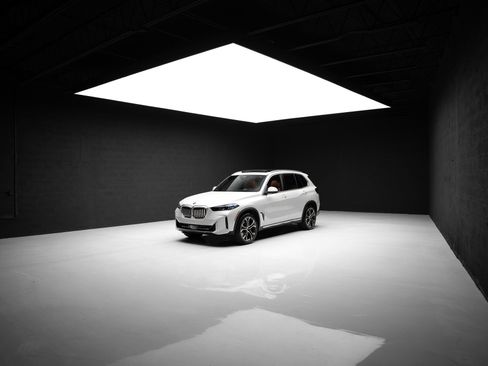 Used 2024 BMW X5 sDrive40i w/ Premium Package RWD image 89