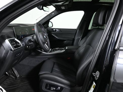 Used 2026 BMW X5 M60i AWD/4WD image 3