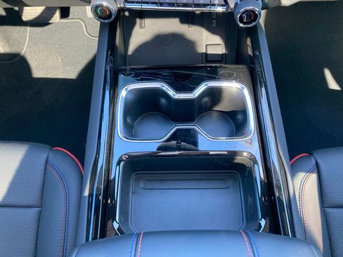 New 2025 Chevrolet Silverado EV RST image 32