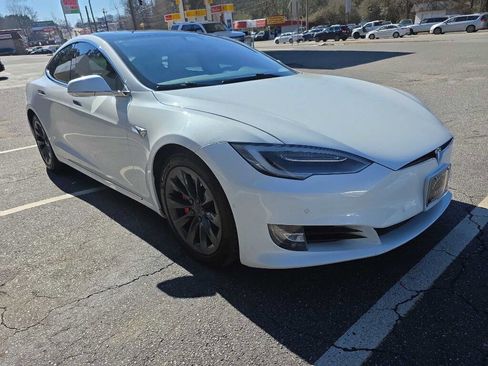 Used 2019 Tesla Model S Performance image 7