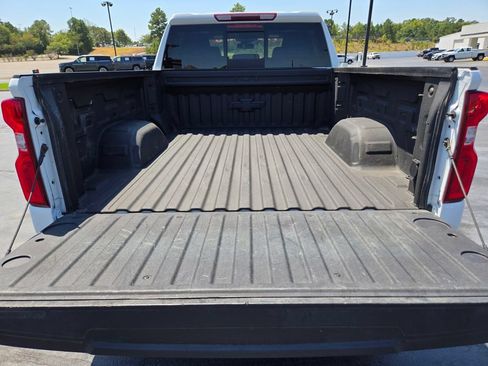 Used 2024 Chevrolet Silverado 1500 LTZ AWD/4WD image 17