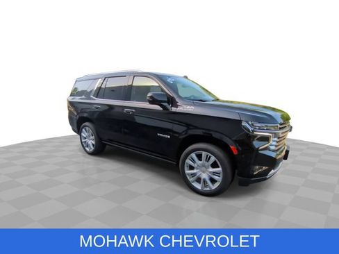 Used 2023 Chevrolet Tahoe High Country AWD/4WD image 2