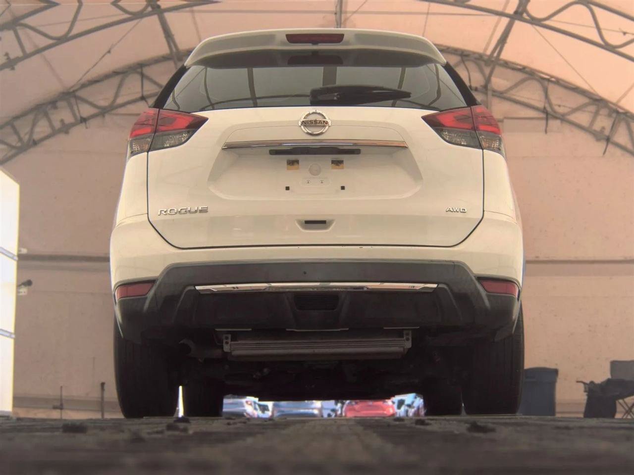 Used 2020 Nissan Rogue S AWD/4WD image 7
