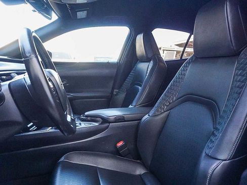 Used 2022 Lexus UX 200 image 17