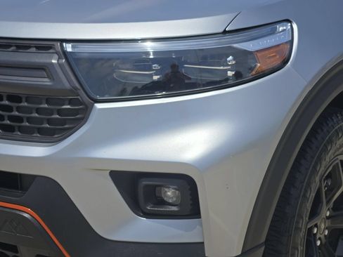 Used 2023 Ford Explorer Timberline w/ Timberline Technology Package AWD/4WD image 10