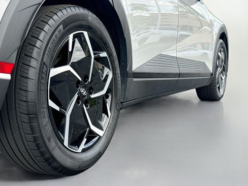 Certified 2023 Hyundai Ioniq 5 SEL AWD/4WD image 9