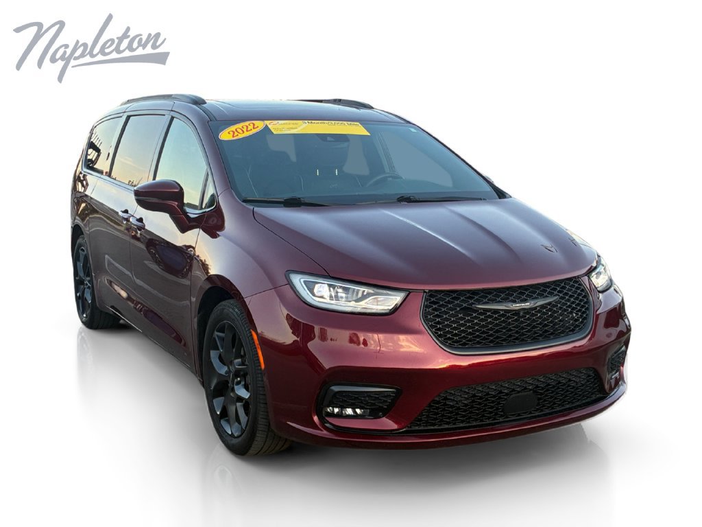 Used 2022 Chrysler Pacifica Limited w/ Uconnect Theater Family Group FWD image 8