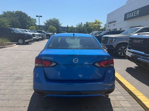 Used 2021 Nissan Versa S FWD image 6