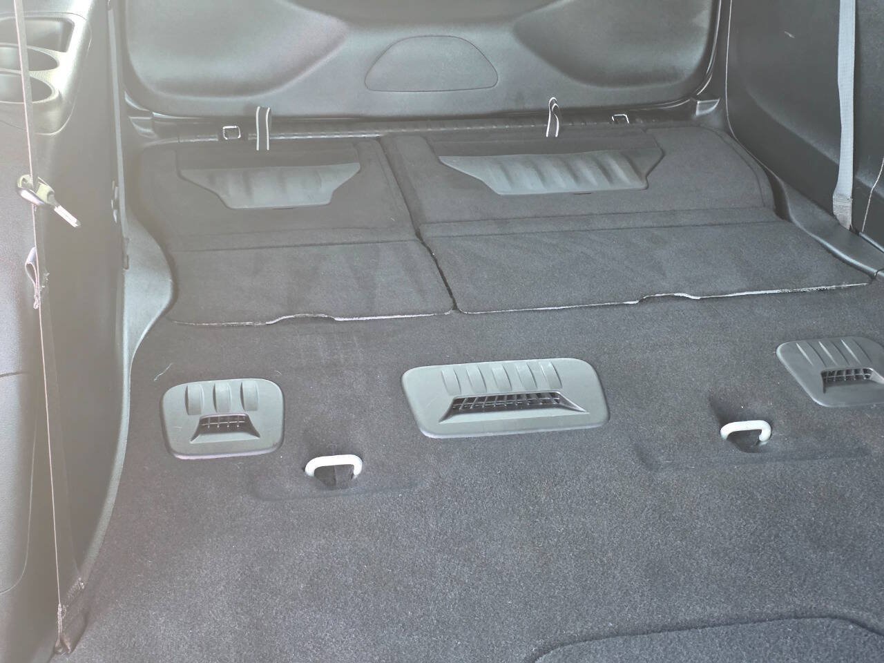 Used 2026 Chrysler Pacifica Select FWD image 17