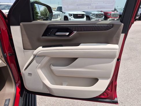 New 2026 GMC Yukon Denali AWD/4WD image 42