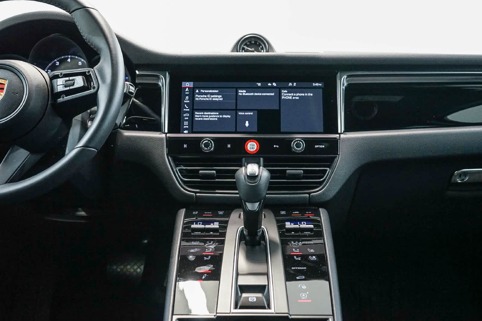 Certified 2026 Porsche Macan S AWD/4WD image 19