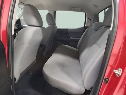Used 2019 Toyota Tacoma SR image 19