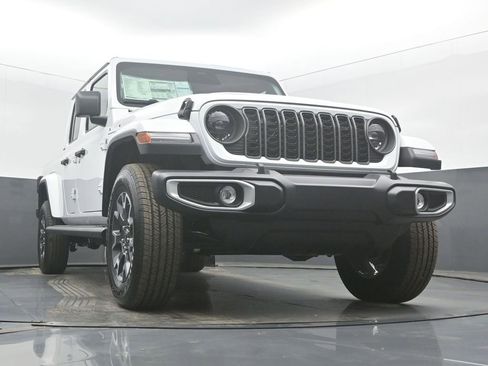 New 2026 Jeep Gladiator Sport AWD/4WD image 53