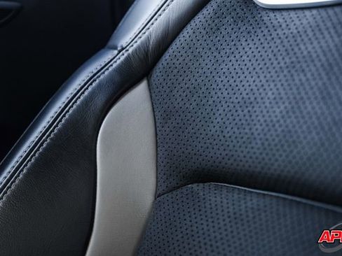 Used 2020 Chevrolet Camaro SS image 30