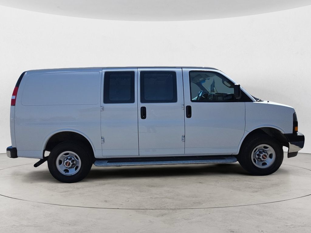 Used 2024 GMC Savana 2500 w/ Driver Convenience Package RWD image 4
