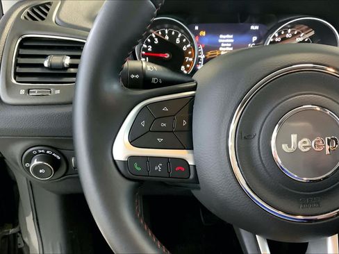 Used 2019 Jeep Compass Trailhawk AWD/4WD image 22
