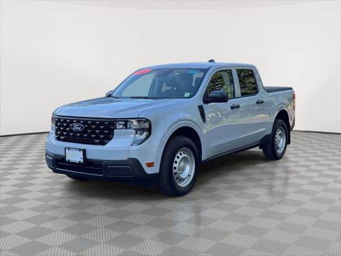 Used 2026 Ford Maverick XL w/ Equipment Group 101A AWD/4WD image 3