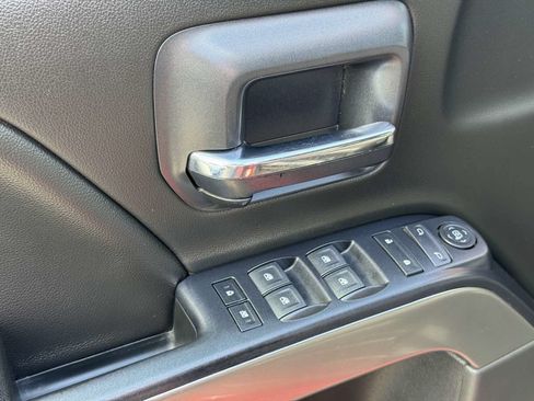 Used 2018 Chevrolet Silverado 1500 LT w/ All Star Edition RWD image 28