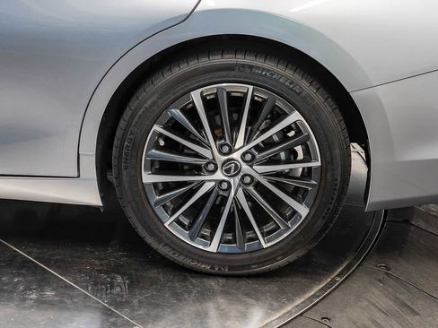 Used 2024 Lexus ES 300h w/ Premium Package FWD image 10