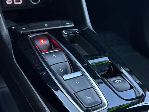 Used 2022 Chevrolet Bolt EUV LT image 21