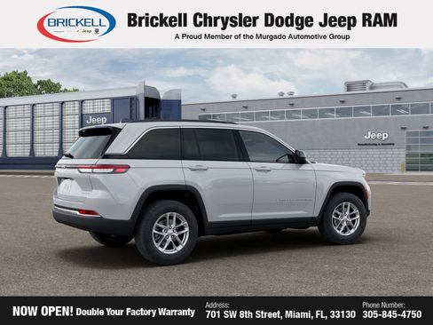 New 2025 Jeep Grand Cherokee Laredo X image 4