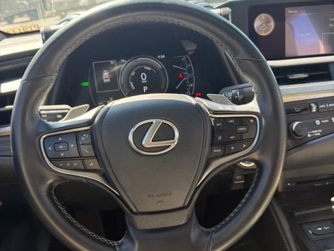 Used 2019 Lexus ES 300h w/ Accessory Package 2 FWD image 15