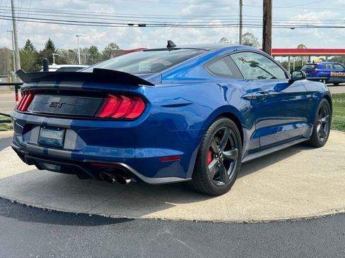Used 2022 Ford Mustang GT Premium w/ Black Accent Package RWD image 7