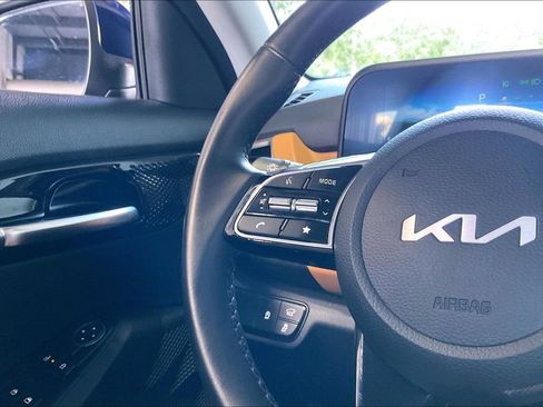 Used 2025 Kia Seltos EX w/ EX Sunroof Package AWD/4WD image 8