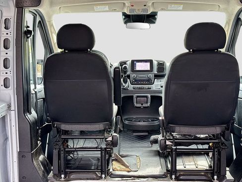 Used 2023 RAM ProMaster 2500 FWD image 14