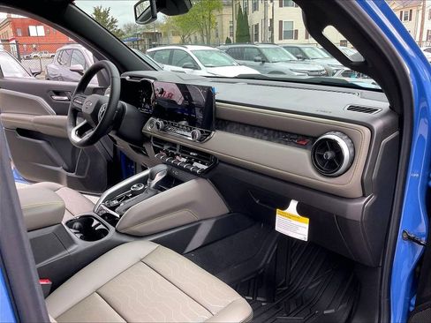 New 2026 Chevrolet Colorado ZR2 AWD/4WD image 10