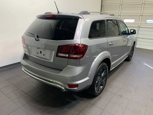 Used 2018 Dodge Journey Crossroad w/ Popular Equipment Group image 3