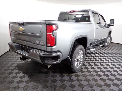 Used 2024 Chevrolet Silverado 3500 High Country w/ High Country Premium Package AWD/4WD image 20